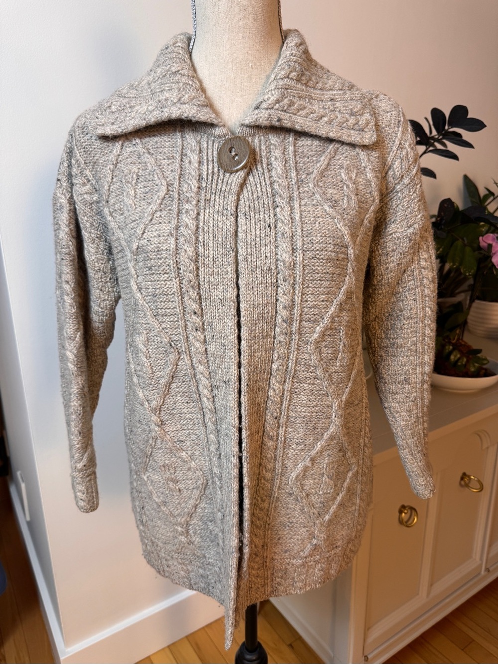 Women’s Pure New Wool Cable-Knit Pea Coatigan in Light Gray Fair Isle